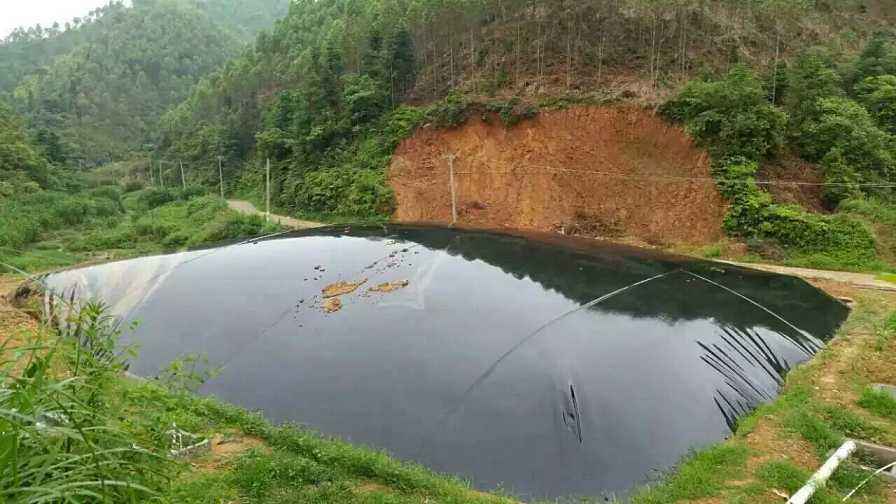 午夜精品一区二区三区在线视频膜接縫方式一般有3種搭接、熱熔焊、膠接